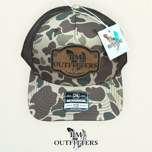 PM Outfitters logo patch detail crossed feathers Since 2024 vegan leather